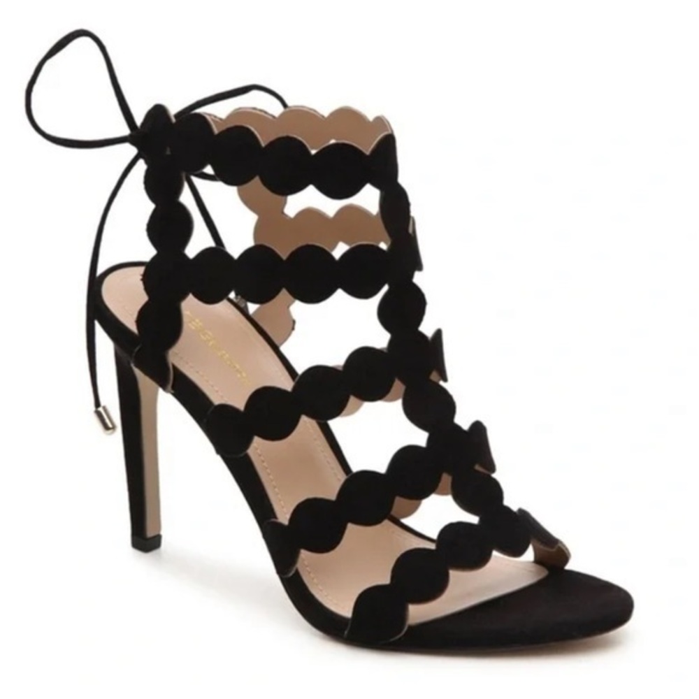 BCBGENERATION CHIKO SCALLOPED SUEDE HEEL